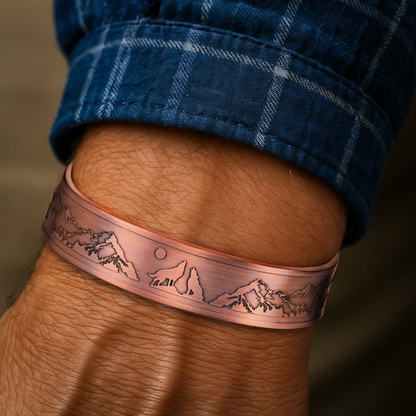Men's Copper Wolf Magnetic Bangle Bracelet - New Design